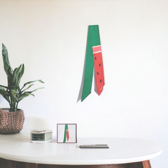 NWT Silk Kate Spade New York Watermelon 🍉 Twilly/ Scarf SOLD OUT online & HTF - Picture 2 of 2